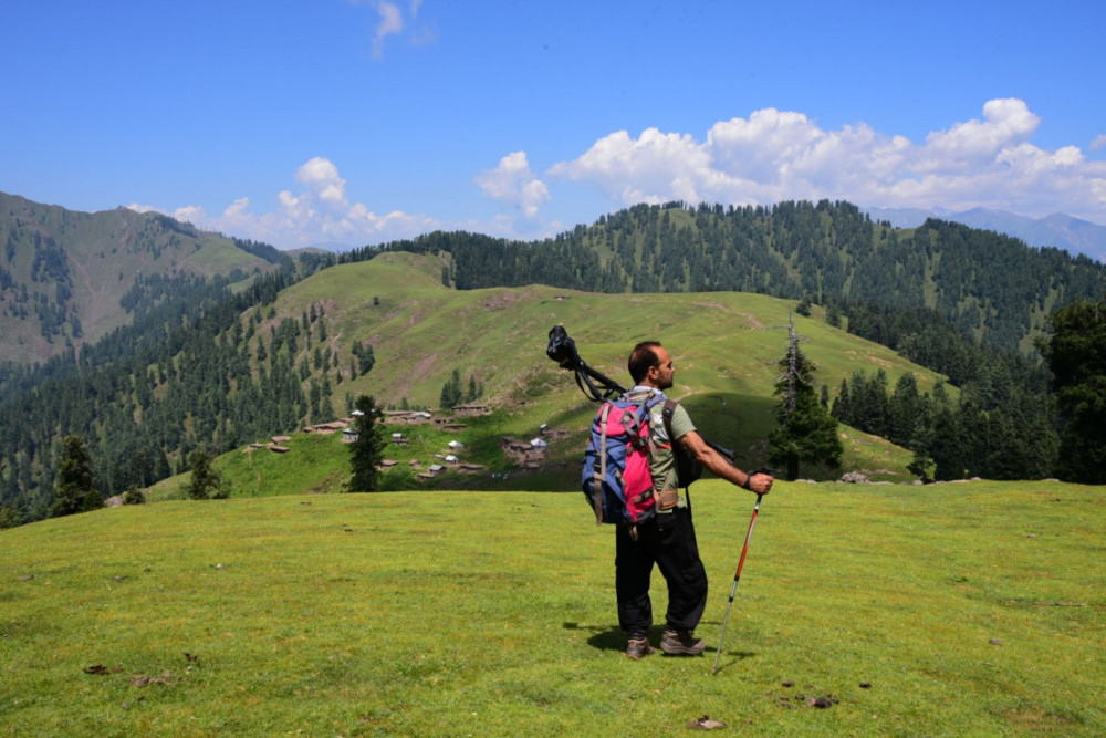 Kashmiri journalists hike for peace along Line of Control